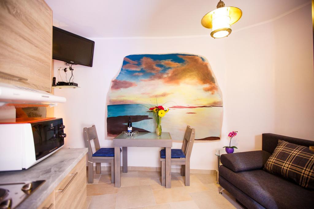 Studio Apartments Bonaca Split Buitenkant foto