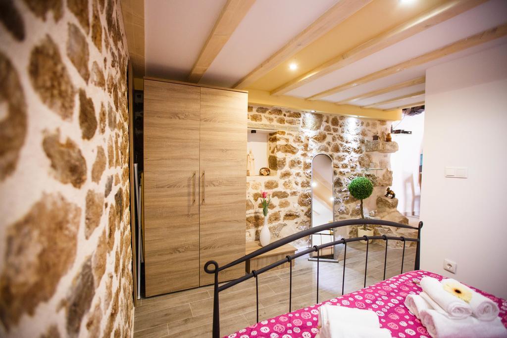 Studio Apartments Bonaca Split Buitenkant foto