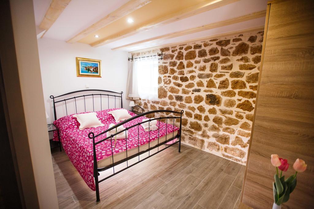 Studio Apartments Bonaca Split Buitenkant foto